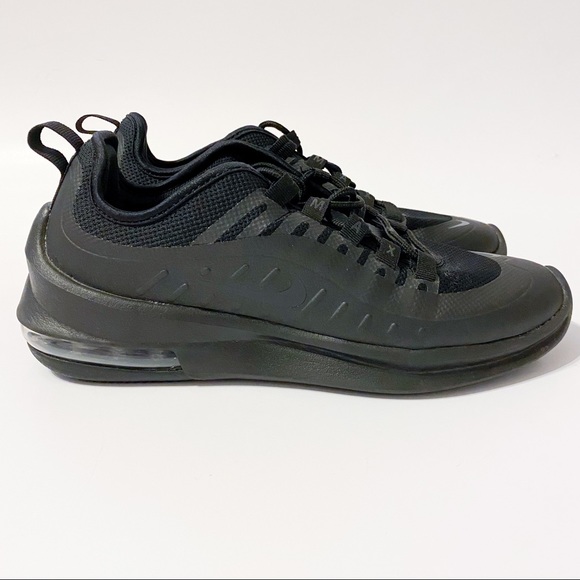 black air max size 9